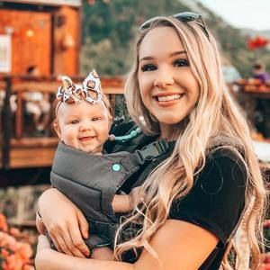 Meet your Posher, Carly